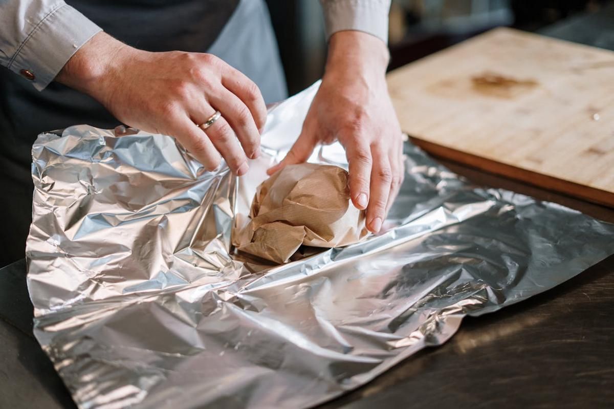 5 Fakta Menarik Soal Penggunaan Aluminium Foil di Air Fryer, Amankah?